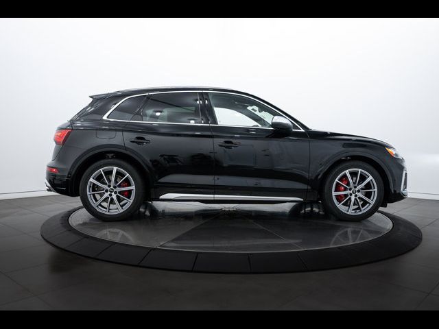 2025 Audi SQ5 Prestige