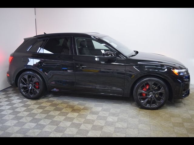 2025 Audi SQ5 Prestige