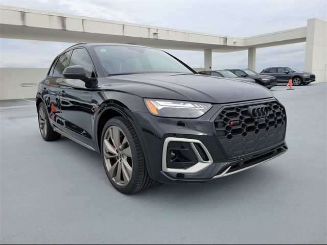 2025 Audi SQ5 Prestige