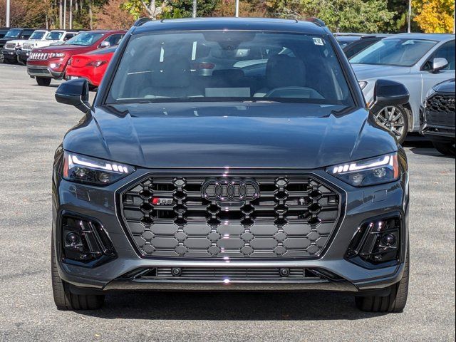 2025 Audi SQ5 Prestige