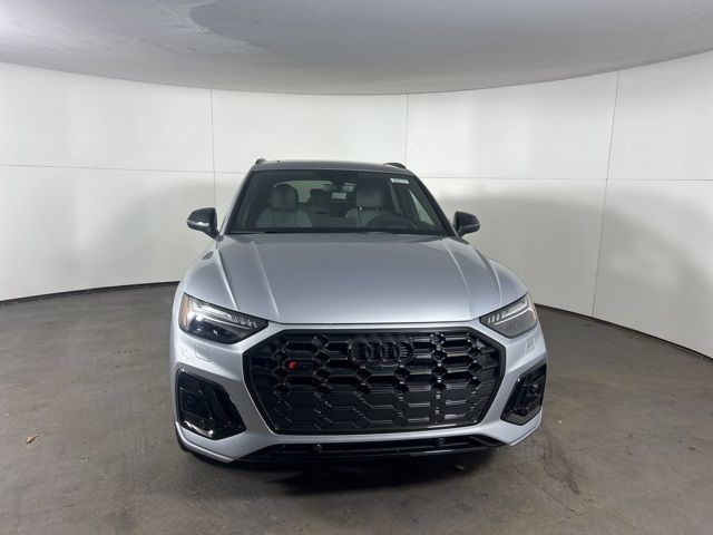 2025 Audi SQ5 Prestige