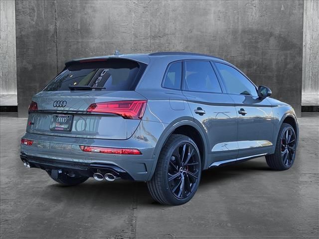 2025 Audi SQ5 Prestige