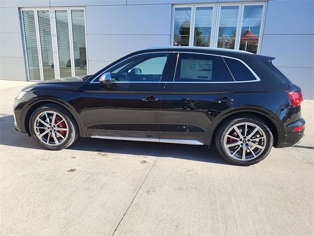 2025 Audi SQ5 Prestige