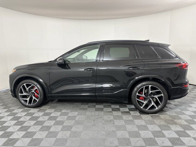 2025 Audi SQ6 e-tron Prestige