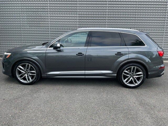 2025 Audi SQ7 Prestige