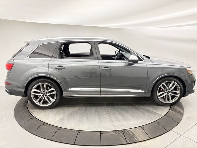 2025 Audi SQ7 Premium Plus