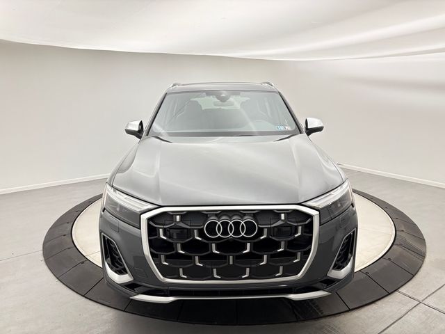 2025 Audi SQ7 Premium Plus