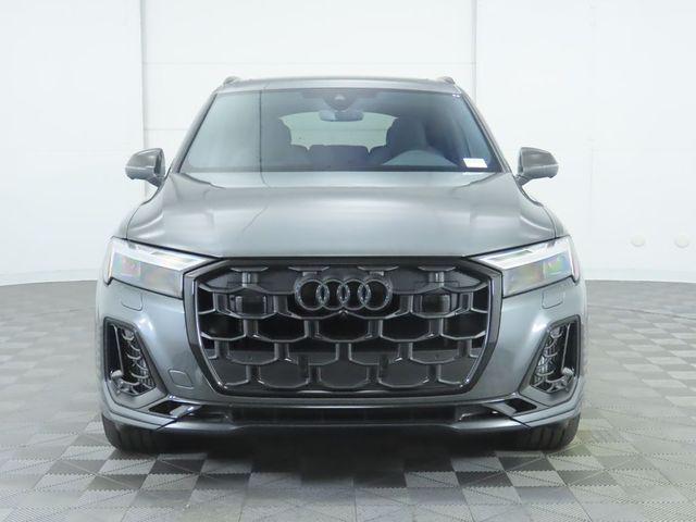 2025 Audi SQ7 Premium Plus