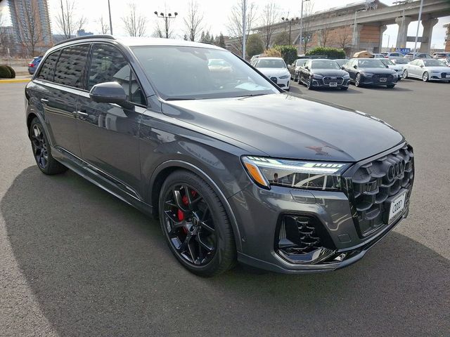 2025 Audi SQ7 Prestige