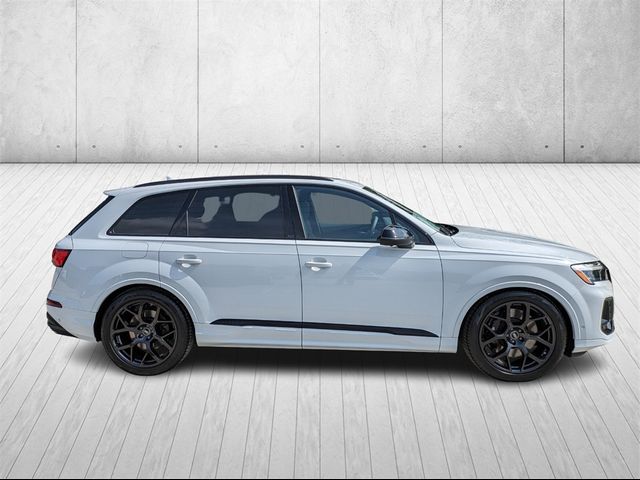 2025 Audi SQ7 Premium Plus