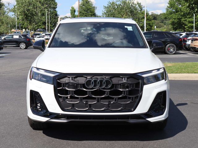 2025 Audi SQ7 Premium Plus