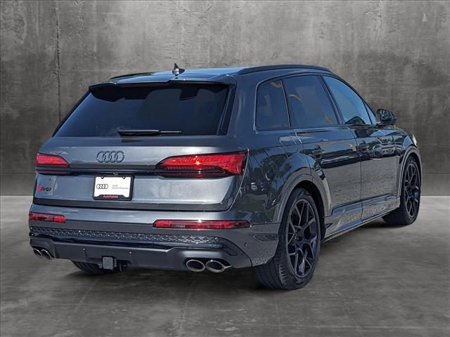 2025 Audi SQ7 Premium Plus