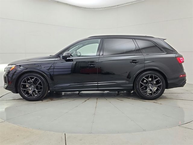 2025 Audi SQ7 Premium Plus