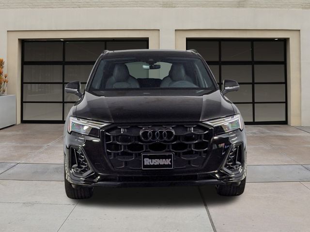 2025 Audi SQ7 Premium Plus