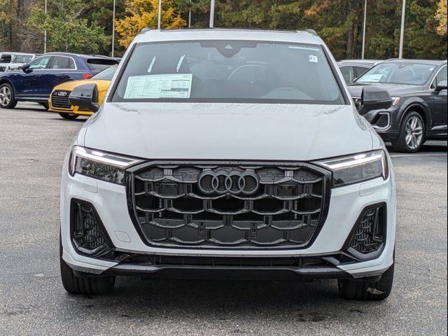 2025 Audi SQ7 Premium Plus