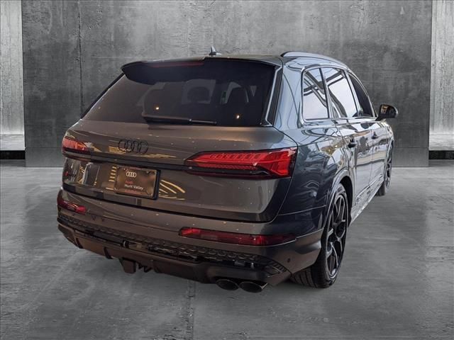 2025 Audi SQ7 Premium Plus