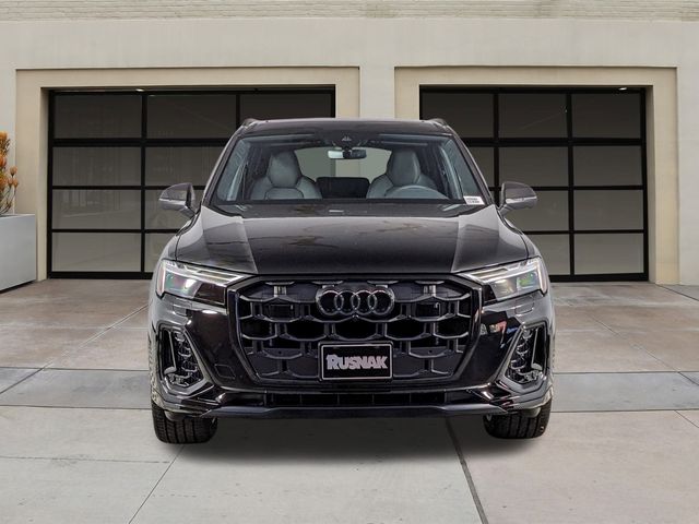 2025 Audi SQ7 Premium Plus