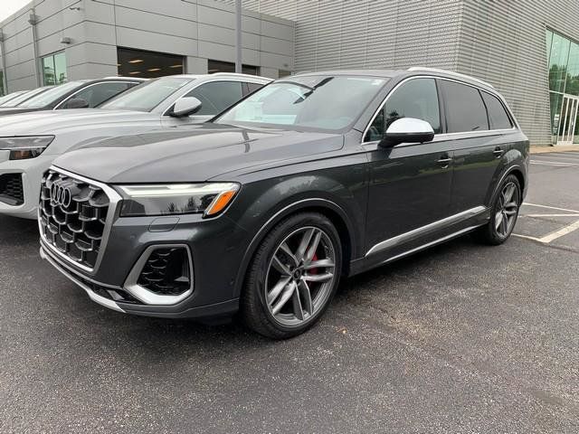 2025 Audi SQ7 Premium Plus