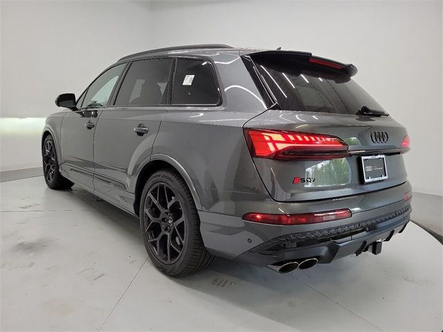 2025 Audi SQ7 Premium Plus