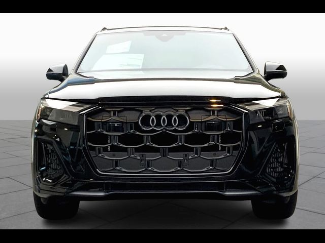 2025 Audi SQ7 Premium Plus