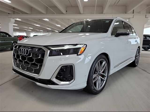 2025 Audi SQ7 Premium Plus