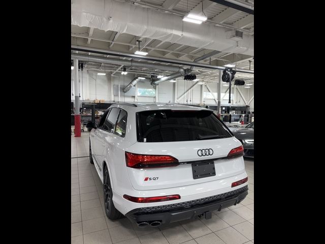 2025 Audi SQ7 Premium Plus