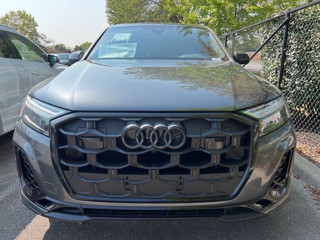 2025 Audi SQ7 Premium Plus