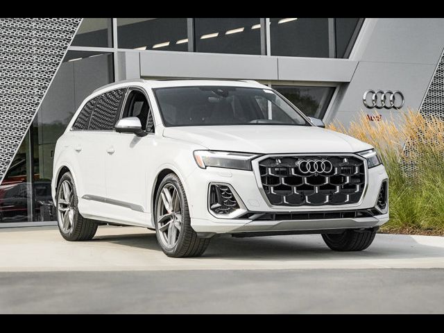 2025 Audi SQ7 Premium Plus