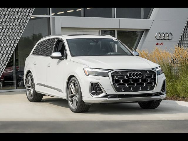 2025 Audi SQ7 Premium Plus