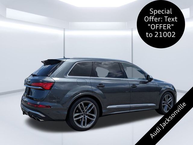 2025 Audi SQ7 Premium Plus