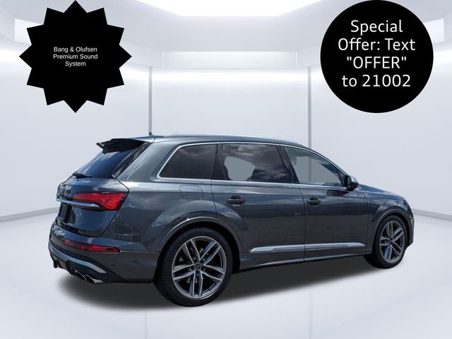 2025 Audi SQ7 Premium Plus