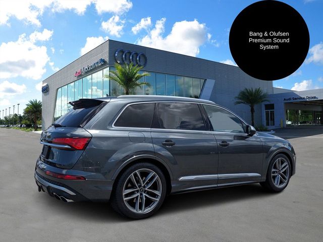 2025 Audi SQ7 Premium Plus