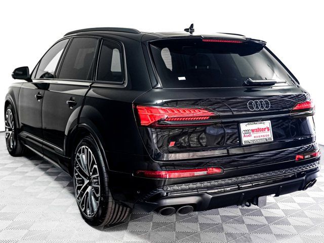 2025 Audi SQ7 Premium Plus