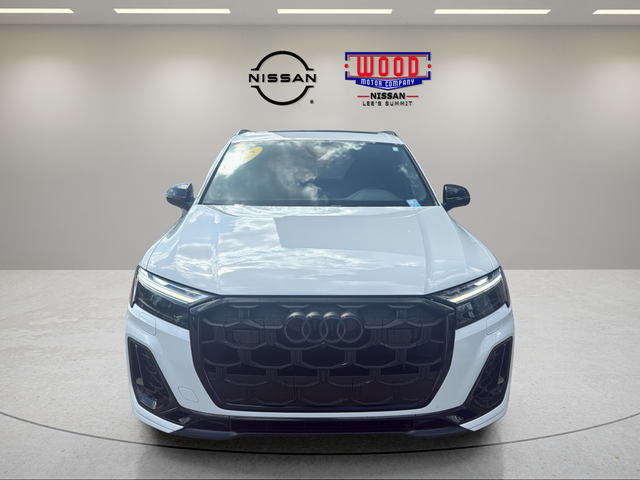 2025 Audi SQ7 Premium Plus