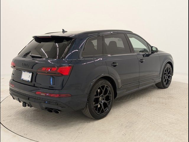 2025 Audi SQ7 Prestige