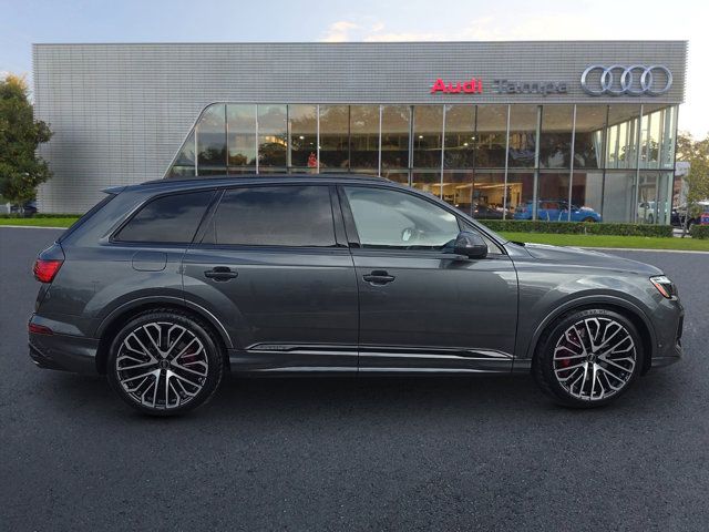 2025 Audi SQ7 Prestige