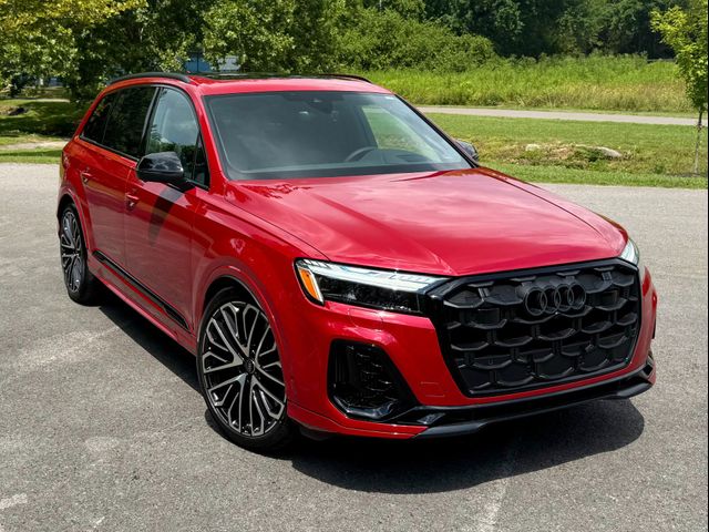 2025 Audi SQ7 Prestige