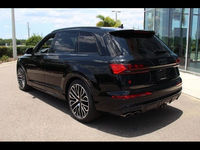 2025 Audi SQ7 Prestige