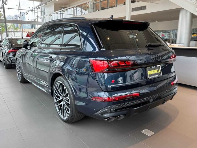 2025 Audi SQ7 Prestige