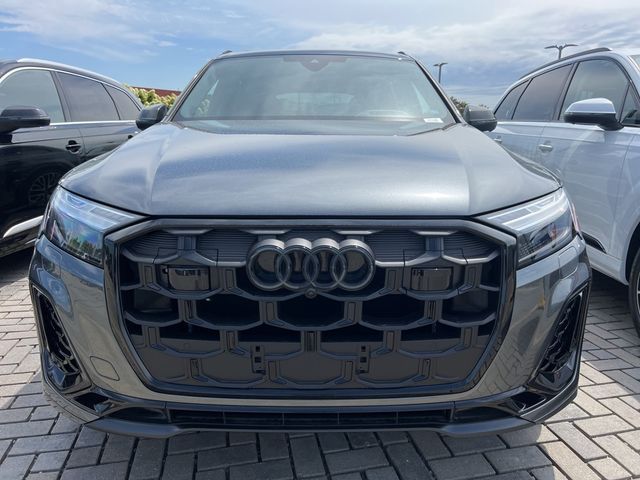 2025 Audi SQ7 Prestige