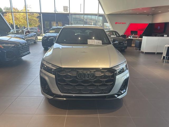 2025 Audi SQ7 Prestige