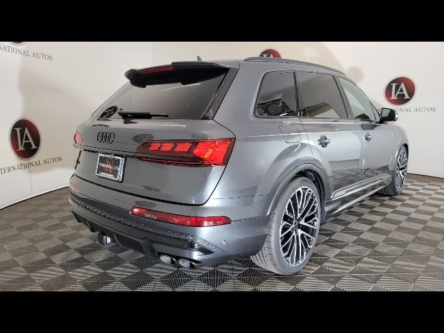 2025 Audi SQ7 Prestige