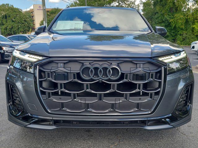 2025 Audi SQ7 Prestige