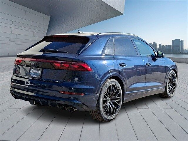 2025 Audi SQ8 Prestige