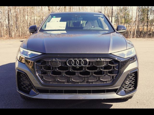 2025 Audi SQ8 Prestige