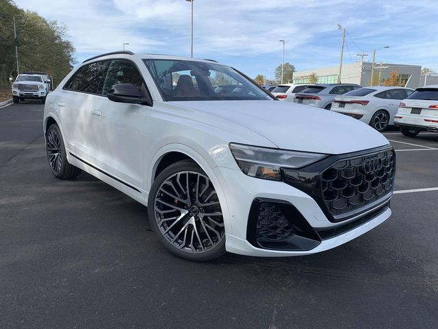 2025 Audi SQ8 Premium Plus