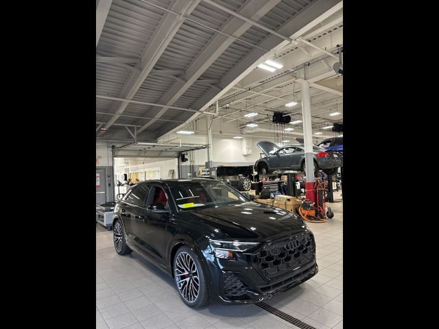 2025 Audi SQ8 Premium Plus