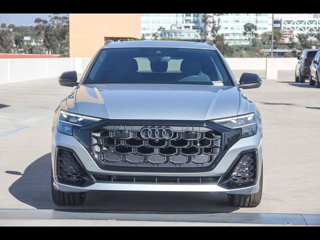 2025 Audi SQ8 Premium Plus