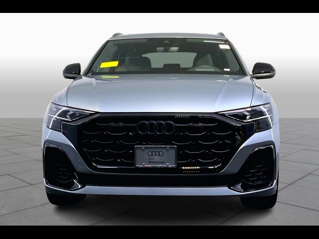 2025 Audi SQ8 Prestige