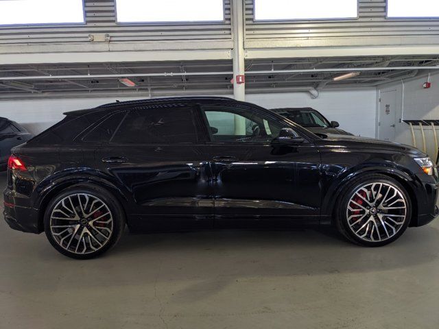 2025 Audi SQ8 Prestige